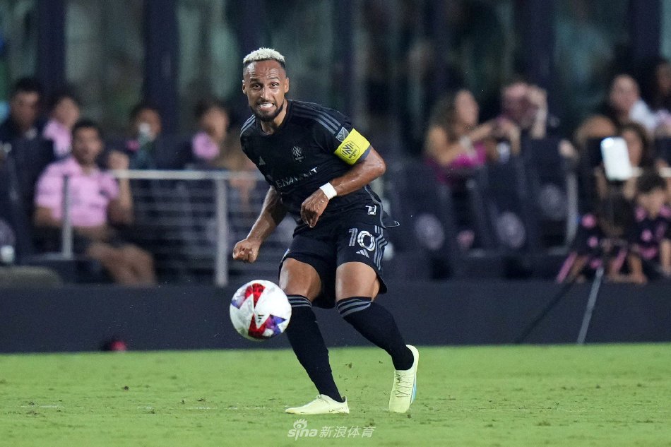 型锦标赛的 型锦标赛的